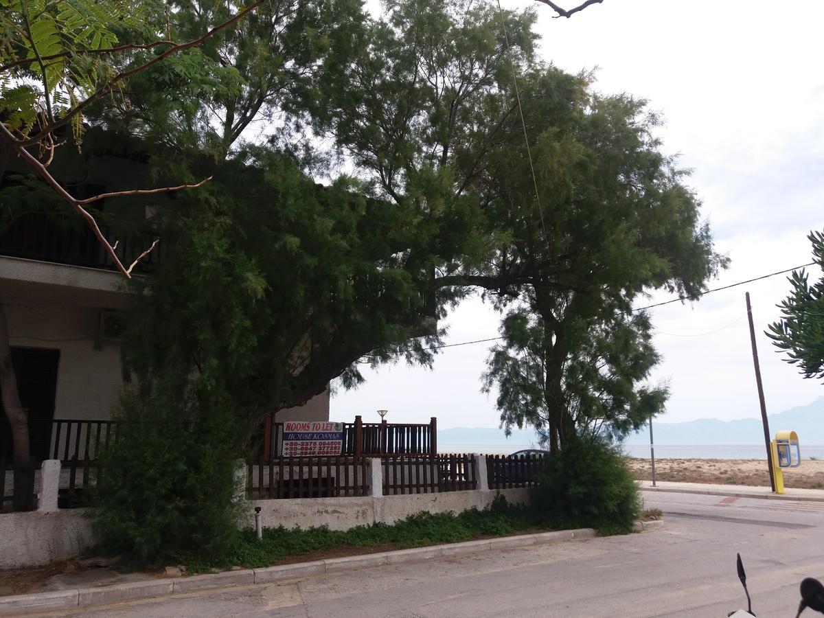 דירות סארטי House Kosmas On The Beach מראה חיצוני תמונה